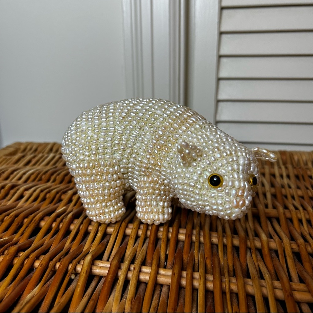 Vintage fresh water pearl polar bear figurine